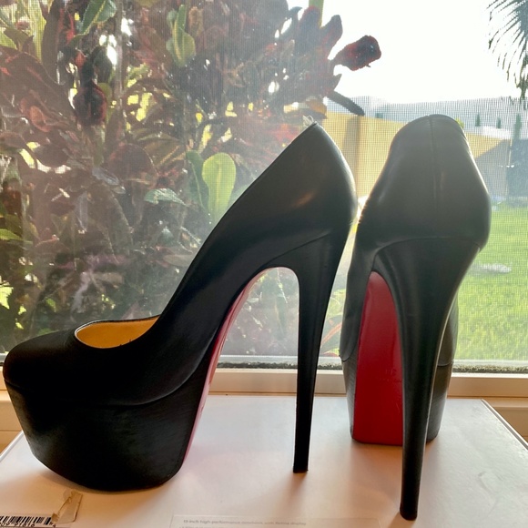 Christian Louboutin Daffodile Platform Red Sole - Picture 6 of 16